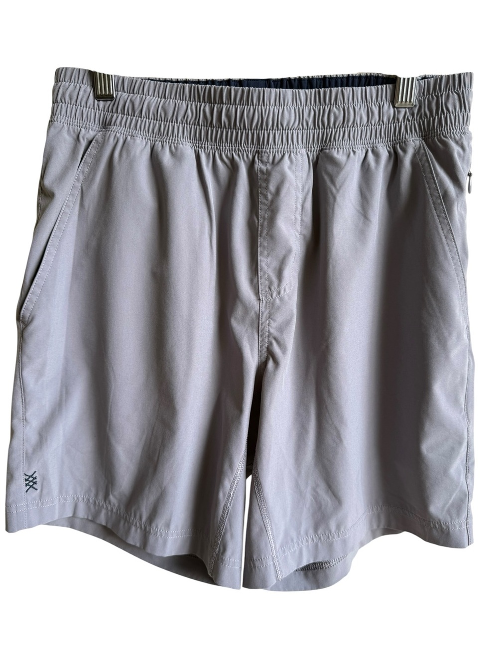 Rhône 7” athletic shorts light gray size small
